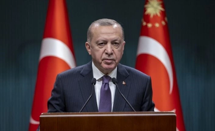 Cumhurbaşkanı Erdoğan: Kısıtlamaları dikkate alarak hak kayıplarının önüne geçecek önemli düzenlemeler yapıyoruz