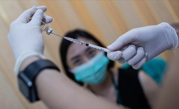 Dünya genelinde 610 milyon dozdan fazla Kovid-19 aşısı yapıldı