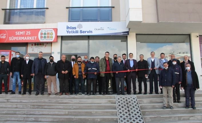 Erzurum’da İhlas Mağazası’nın yeni binası düzenlenen törenle hizmete girdi