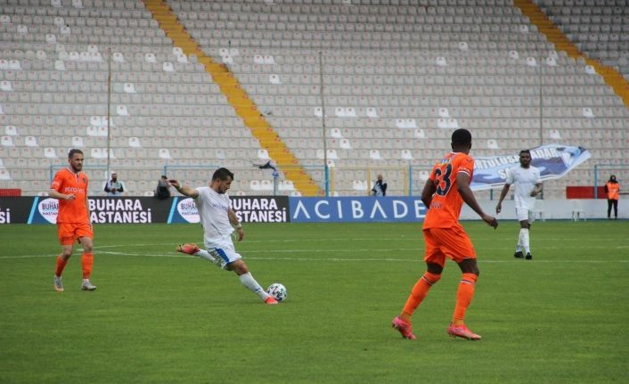 Erzurumspor umutlarını son 3 maça bıraktı