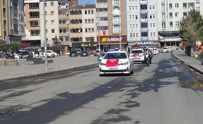 Kars’ta 23 Nisan konvoyu