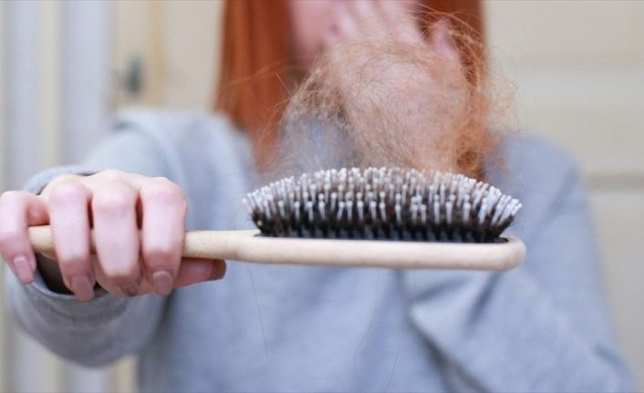Kronik stresin saç dökülmesine yol açmasının nedeni keşfedildi
