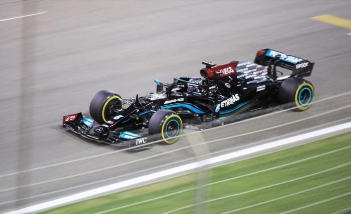 Lewis Hamilton, Formula 1 kariyerine gelecek sezon da devam etmek istiyor