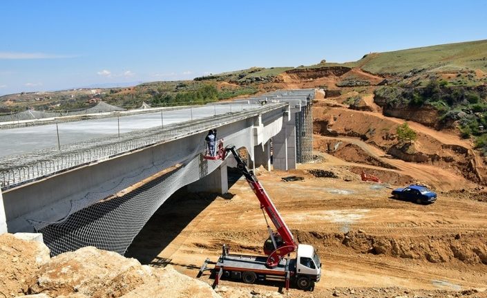 Malatya kuzey çevre yolu ilerliyor