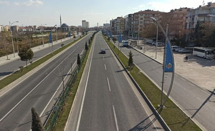 Malatya sokakları 1 ay aradan sonra yeniden boş kaldı