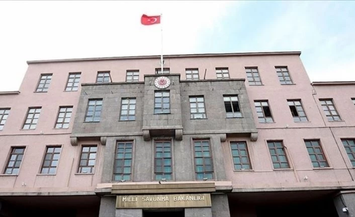 MSB: Mehmetçiklerimize Tel Rıfat bölgesinden taciz atışı yapan 4 terörist etkisiz hale getirildi