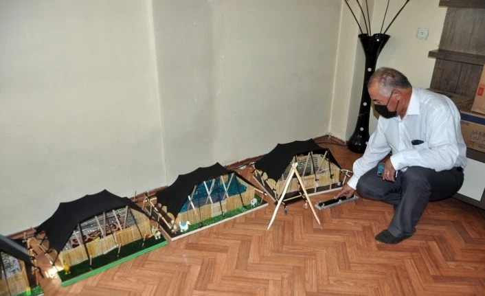 (Özel haber)  Atölyeye çevirdiği evinin üst katında yaptığı kıl çadırlarla zamana meydan okuyor