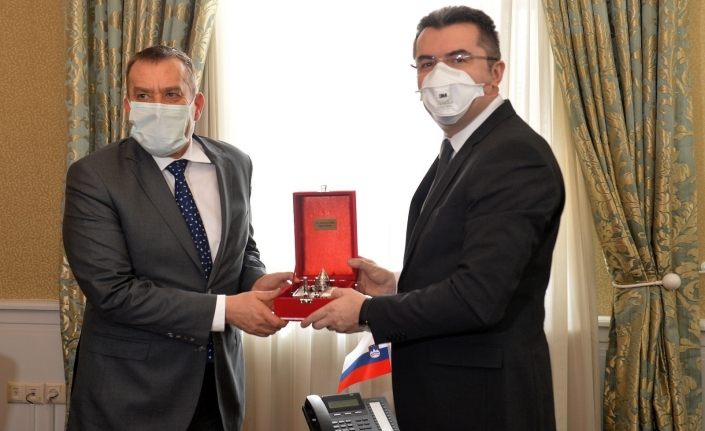 Slovenya Cumhuriyeti Büyükelçisi Seligo, Vali Memiş’i ziyaret etti