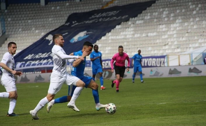Süper Lig: BB Erzurumspor: 1 - Konyaspor: 2 (İlk yarı)