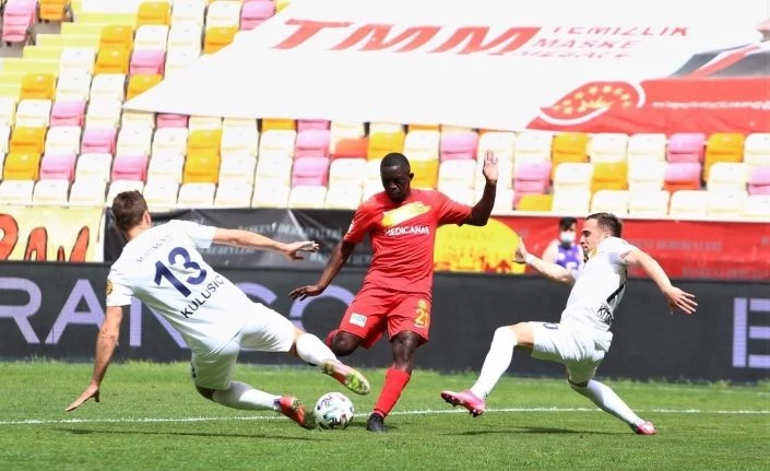 Süper Lig: Yeni Malatyaspor: 0 - MKE Ankaragücü: 0 (İlk yarı)