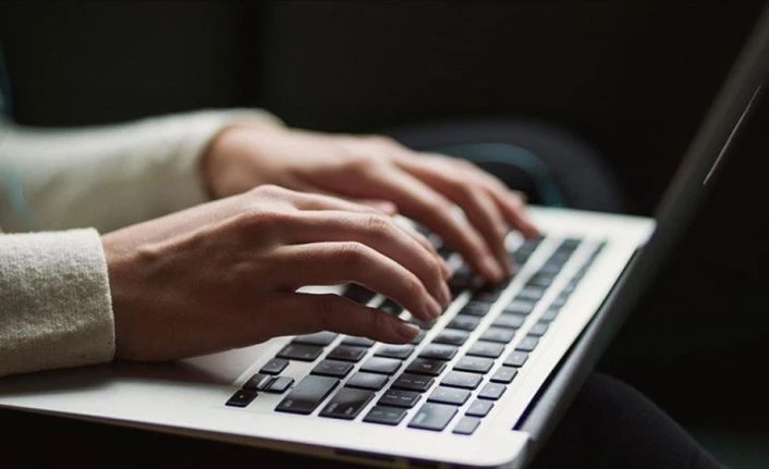 Tam kapanmada internet ve sosyal medya kullanımına ilişkin öneriler: Parolaları güncelleyin