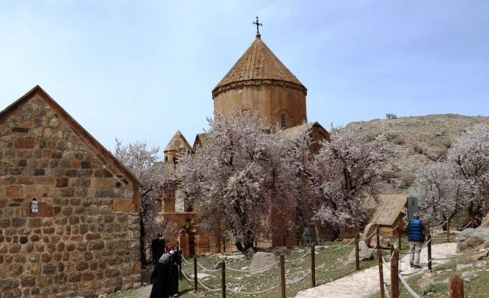 TÜRSAB yerli ve yabancı turistleri Van’a davet etti
