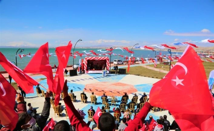Tuşba’da ‘Kurtuluş Günü’ coşkusu