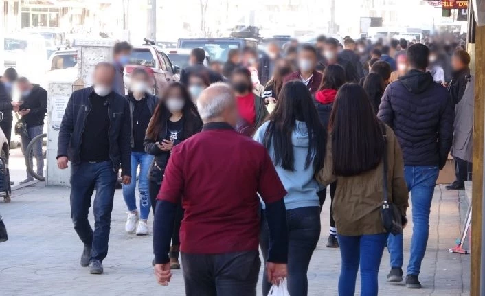 Yüksekova’da Ramazan yoğunluğu