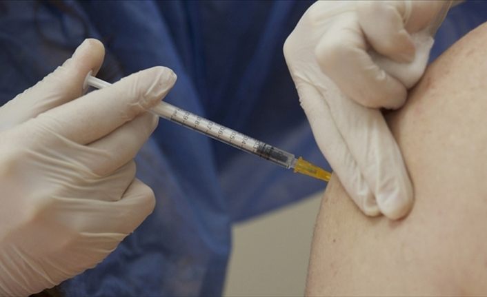 AB ülkelerinde 200 milyon dozun üzerinde Kovid-19 aşısı uygulandı