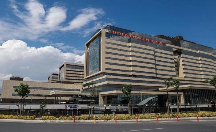 Başakşehir Çam ve Sakura Şehir Hastanesi, sağlık sistemine sunduğu hizmetlerle adından söz ettiriyor