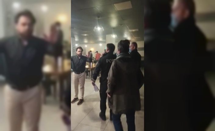 Doğubayazıt’ta gizlice müşteri alan 2 kafeye polis baskını