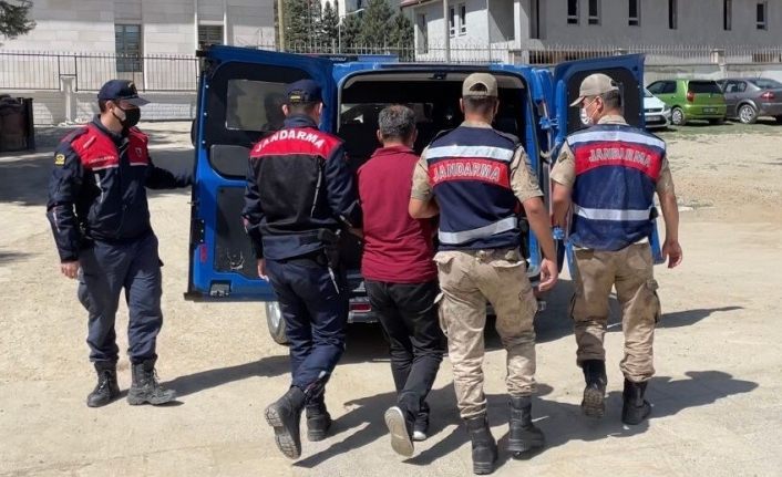 Elazığ’da FETÖ’den 6 yıl hapis cezası alan öğretmen yakalanıp, tutuklandı