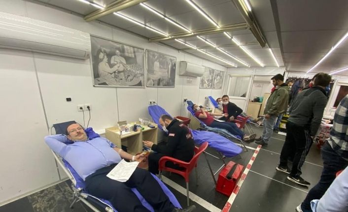 Erzurum Refah’tan kan bağışı seferberliği