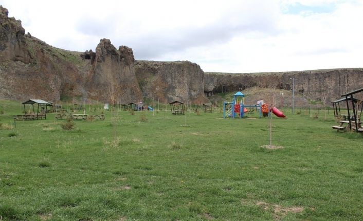 Fotoğraf tutkunları Murat Kanyon’unu mesken tuttu