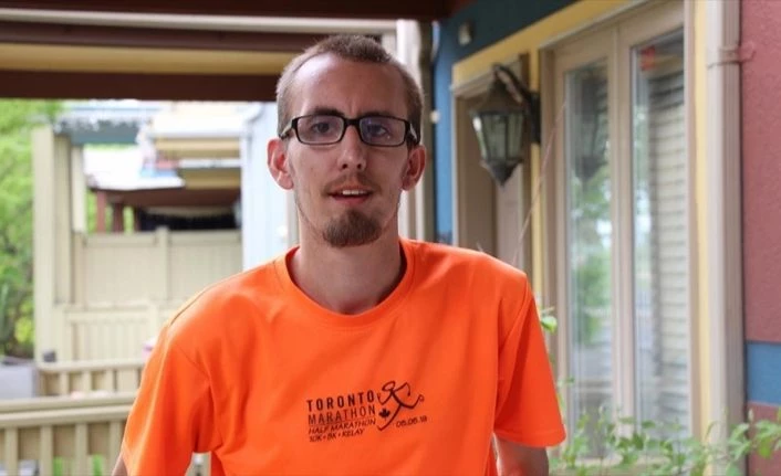 Kanadalı atlet Russell Lavis, Filistin için 110 kilometrelik ultra maraton koştu