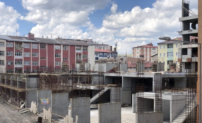 Kars’ta belediye 398 yeni inşaata yapı ruhsatı verdi