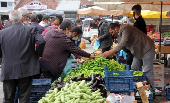 Pazar yerlerinde sadece yaş meyve ve sebze satışına izin verilecek