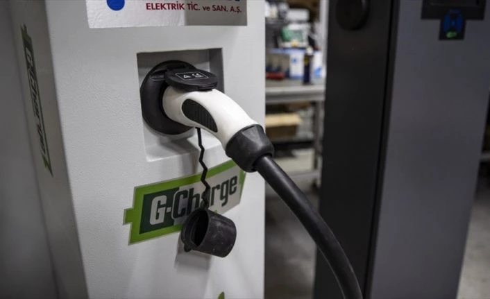 Tam kapanma döneminde elektrikli ve hibrit araçlar için şarj uyarısı