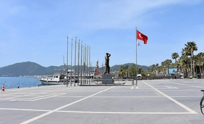 Turizm merkezleri Antalya ve Muğla