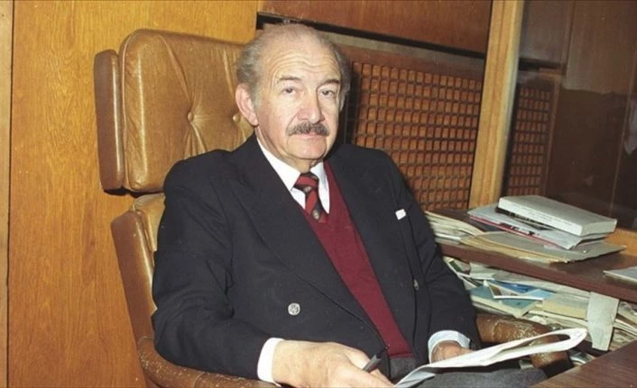 Türk tiyatrosunun öncü ismi Haldun Taner vefat yıl dönümünde anılıyor
