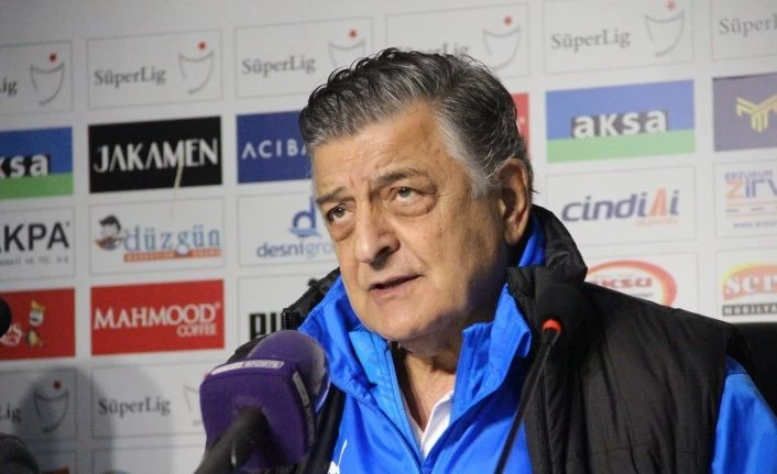 Yılmaz Vural: “Hakem hatalarının başımıza iş açtığı bir sezon geçirdik”