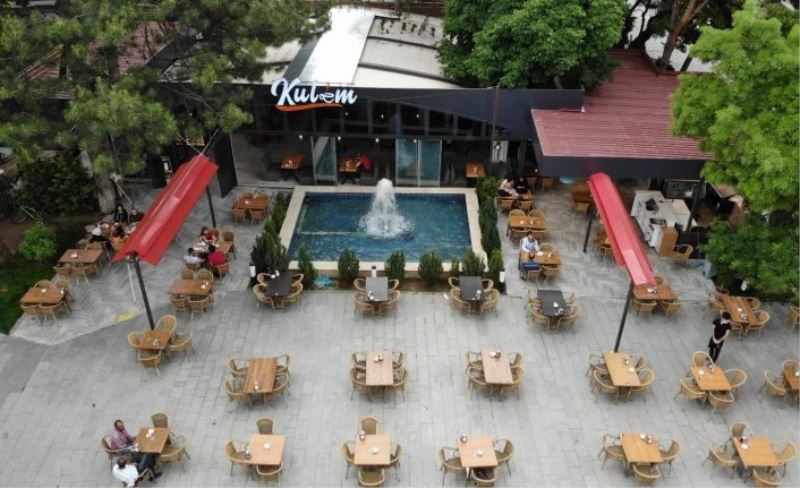 Erzincan’da kademeli normalleşme kapsamında işletmeler müşteri kabul etmeye başladı